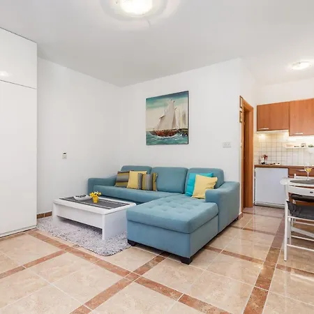 Blue Dream Studio With A Pool * Opatija