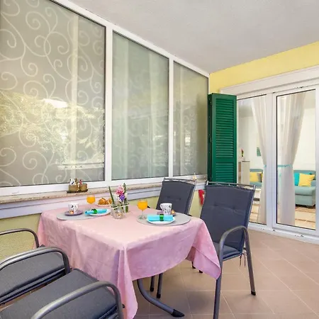 Blue Dream Studio With A Pool * Opatija